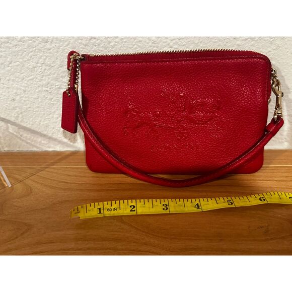 Coach Embossed Horse And Carriage Small Zip Wristlet in Red Leather GUC - Picture 7 of 8